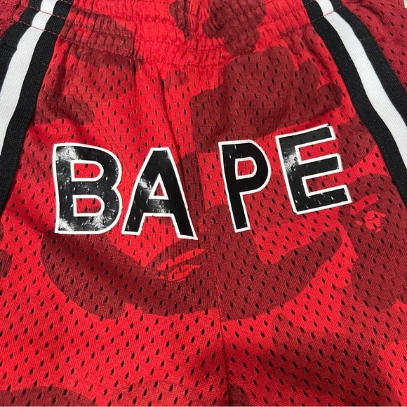 Bape Red Camo Kids Camo Basketball Shorts A Bathing Ape Sz 110 2-3 Year Olds - Picture 4 of 9